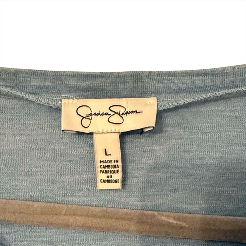Jessica Simpson Heathered Blue V-Neck Tee - Picture 4 of 5